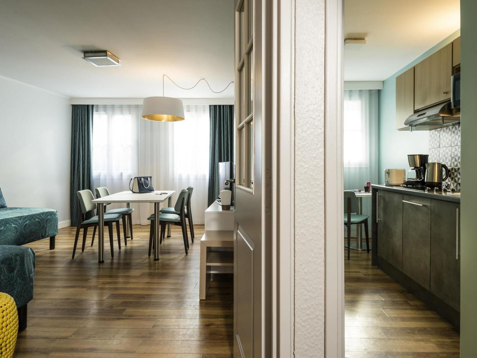 One-Bedroom Apartment,1729988202:JPEG